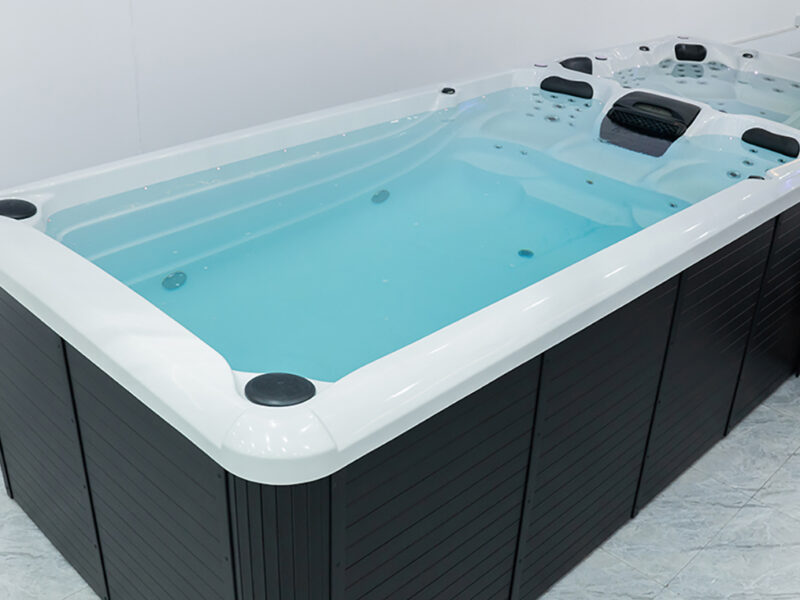 full-width-swim-spa