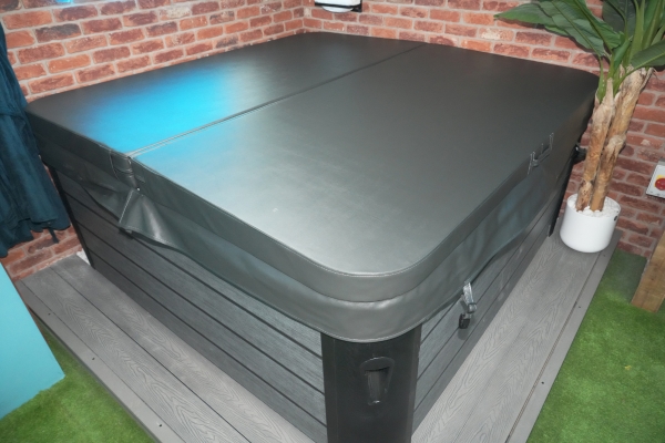 Extra-Thick-Heat-Preservation-Cover-4-3.jpg